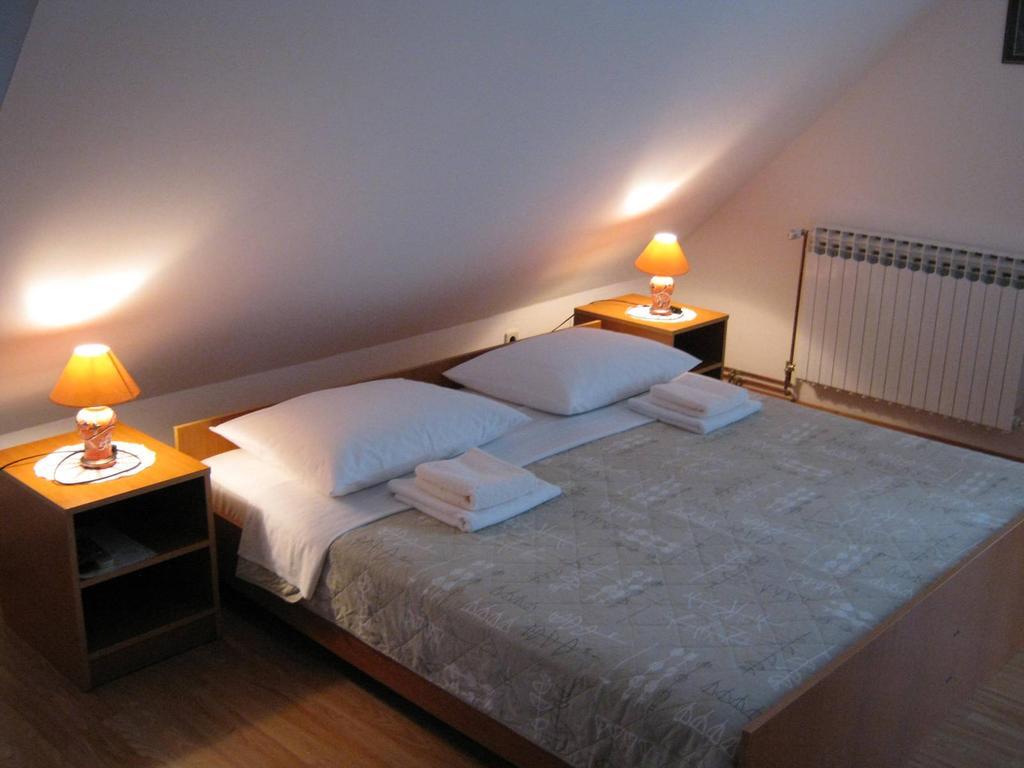 Apartments Sven Rastovača Habitación foto